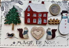 Carte postale "Sapin, manoir , barrière, écureuils , coeur, oiseau , bonhomme de neige"