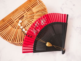 HAND FAN NECKLACE - MOTHER OF PEARL BLACK  & AGATE GEMSTONE - Item 091