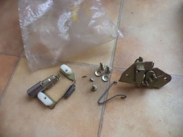 n°rt92 serrure porte avg renault r4 7701453951