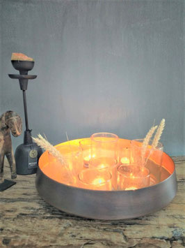 Decoratieve metalen schaal