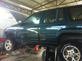 JEEP- GRAND CHEROKEE- 5.2 LIMITED 4X4 - 185CV - 1997 - REF: ELF