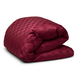 Hästens Ausstellungsbettwäsche - Satin Check Deckenbezug, Farbe red plum