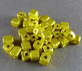 GC01 Gold; 3,5x3,5mm