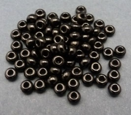 Sch03 Schwarz opak; 3mm