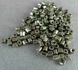 Brn05 Dunkelbraun metallic; 2mm