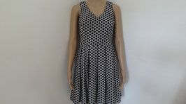 Kleid schwarz weiß Gr. 36