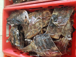 5 kg Hirschbauchstücke mit Fleisch für große Hunde