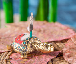 Räucherstäbchenhalter aus Messing "Schildkröte" mit Steinchen