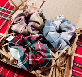 Box + 3 Scrunchies