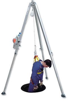 TRÍPODE D94