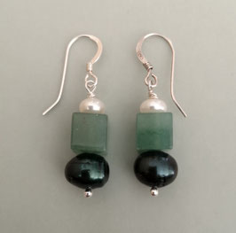 Ohrringe Aventurinwürfel mit Perle weiß und grün / 925er Silber