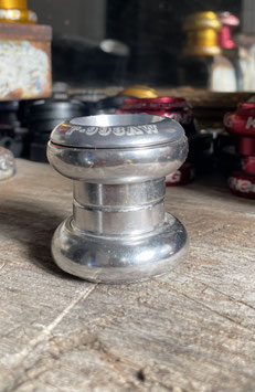 1 POUCE NOS