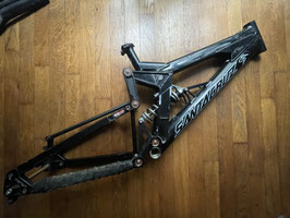 SANTA CRUZ V10