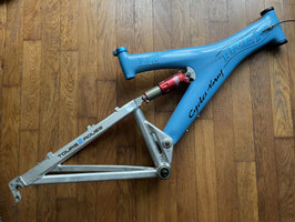 TREK Y33