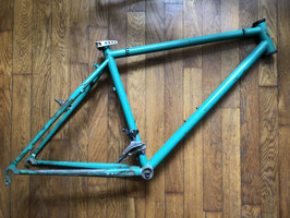 EMERY VERT