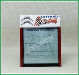 ( DM020 )   Un Porte certificat d'assurance ou CT auto avec dessin Citroën racing   (fond noir ou transparent)