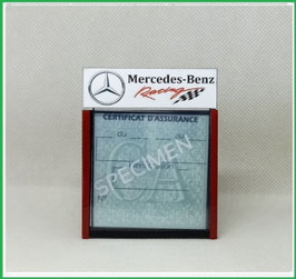 ( DM023 )   Un Porte certificat d'assurance ou CT auto avec dessin Mercedes-Benz  racing   (fond noir ou transparent)
