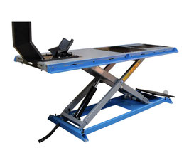 Lincos Elektrohydraulische Hebebühne für Motorräder 1000 kg, 117-1200mm HML1000