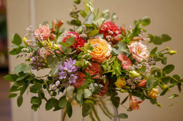 Herbststräusse in diversen Farben