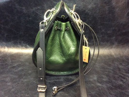 Handtasche aus eigener Herstellung, komplett Leder, grün