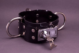 Halsband 6cm breit aus 3mm starken PVC, abschließbar