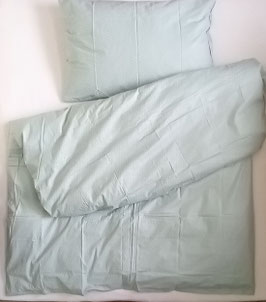 Baumwoll Bettwäsche der MARKE NIGTH FASHION Dessin Käthe Mint mit weissen Punkten