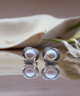 Earrings - Celestial Pearls