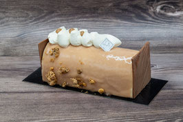 BÛCHE NOISETTE  taille unique 6 personnes