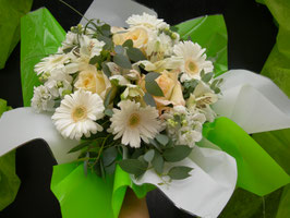 Bouquet rond avec réserve d'eau ton blanc