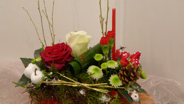 Composition de Noël rouge et blanche.