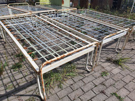 altes Bett alte Liege Eisenbett Feldbett Nr 0205