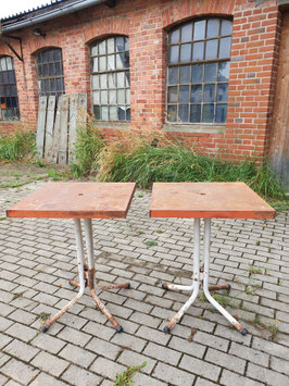 alter Eisentisch Metalltisch Gartentisch orange-rot 3108-02