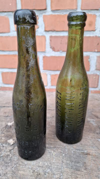 2 alte antike Bierflaschen Schwerin 2610gi