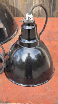 kleine alte Emaille Lampe von AEG 0510-02