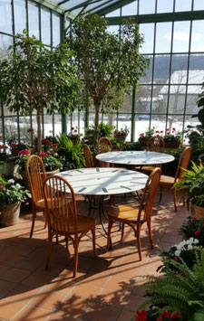 antiker Tisch Gartentisch mit Platte eines historischen Ziffernblattes Nr 0102ga