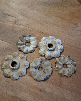 5 Metall Beschläge Blumen floral Gründerzeit Nr 1603