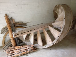 Sehr alte antike Wendeltreppe aus Holz mit Geländer 3,7 m Nr 2306
