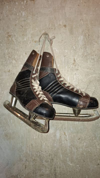alte Eishockey Schlittschuhe Leder Größe 41 Nr 2101-02