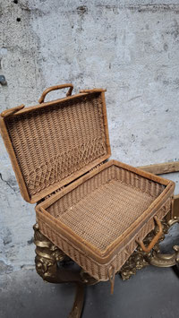 alter Picknickkoffer Picknickkorb Rattan Nr 0510