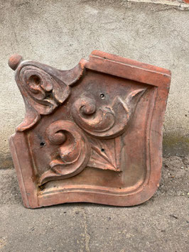 Fassadenstein mit Verzierungen Nr 1106-04