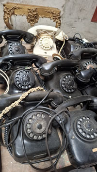 altes antikes Telefon Bakelit schwarz Nr 0510-03