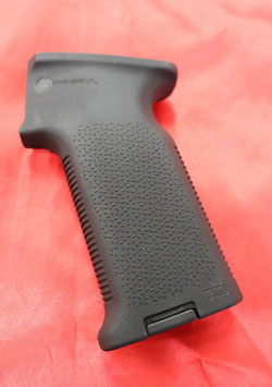 NB（ノーブランド）　MAGPUL　MOE　AK　K2タイプグリップ（BK）