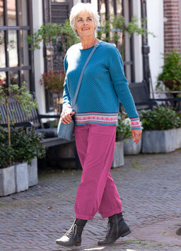 100 % Baumwolle  Pullover Leja- jeans