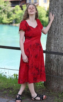CAMPUR Kleid - Heide rot mit runden Muster