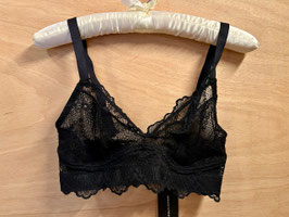 Understatement Lace Support Bra