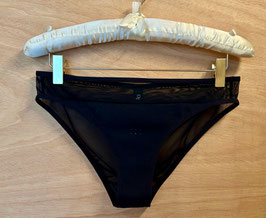 Opaak Perforation Slip Ava
