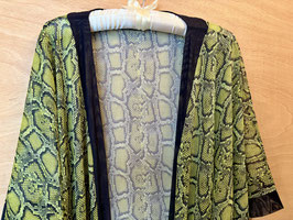 Sarda Kimono Bremer in Pytonprint