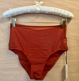 D nu D hoher Slip