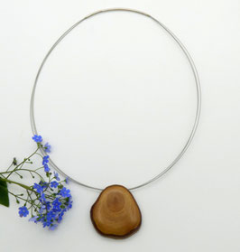Anhänger aus Olivenholz & Edelstahlcollier