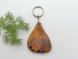 Schlüsselanhänger-Handschmeichler aus Eibenmaser